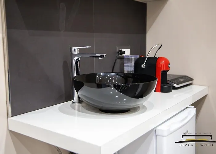 Pensionat Black & White Neapel