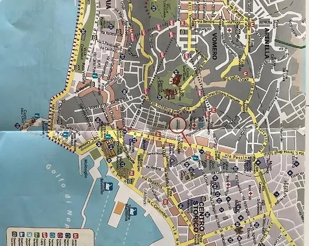 Black & White بيت ضيافة