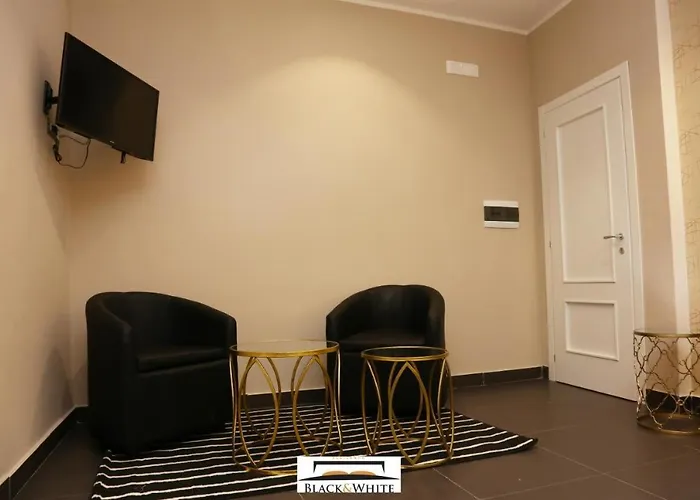 Black & White نابولي