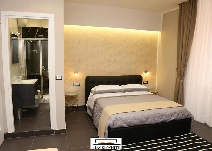 Black & White بيت ضيافة نابولي