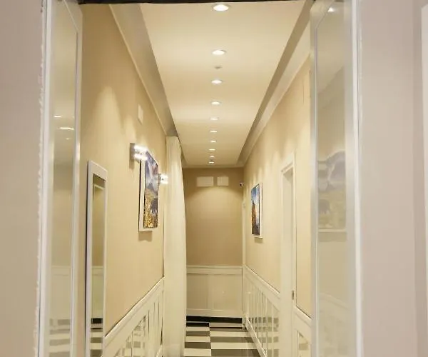 Black & White بيت ضيافة